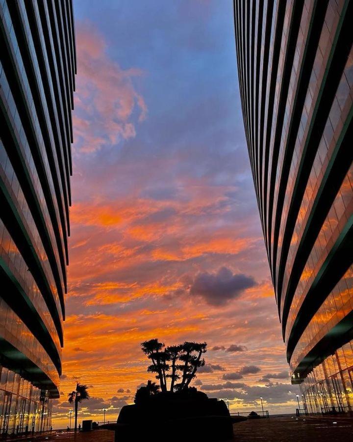Appartamento Bat Towers Studia Batumi Esterno foto